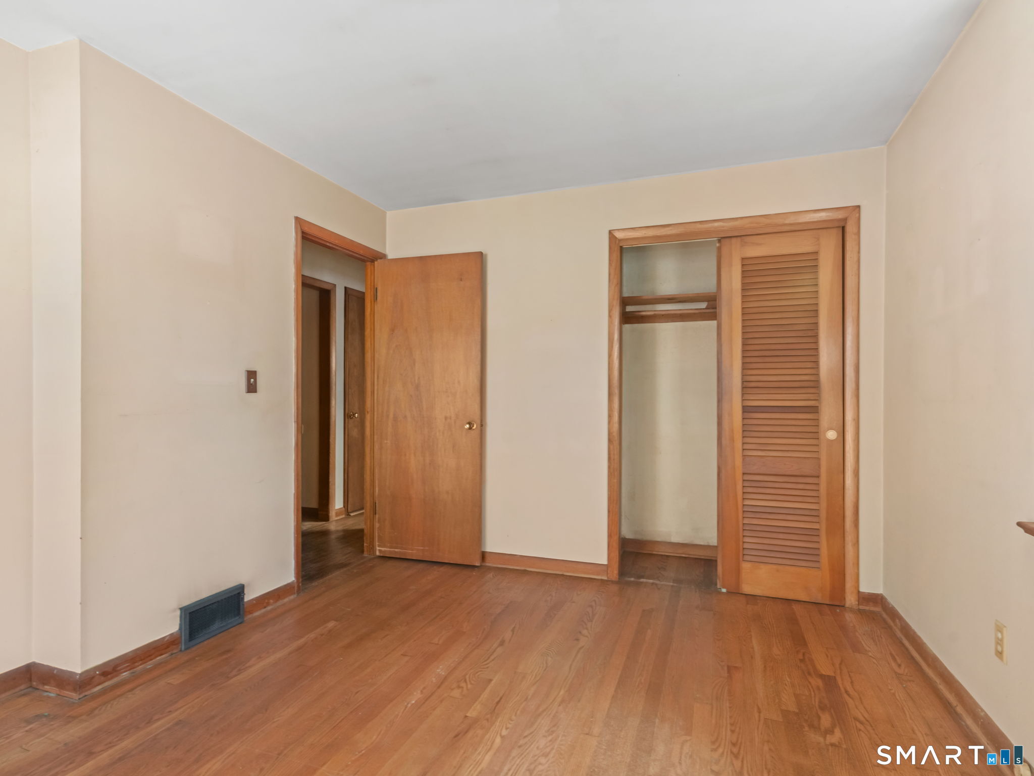 171 Old Point Road Milford, CT 06460 - Photo 20 of 40