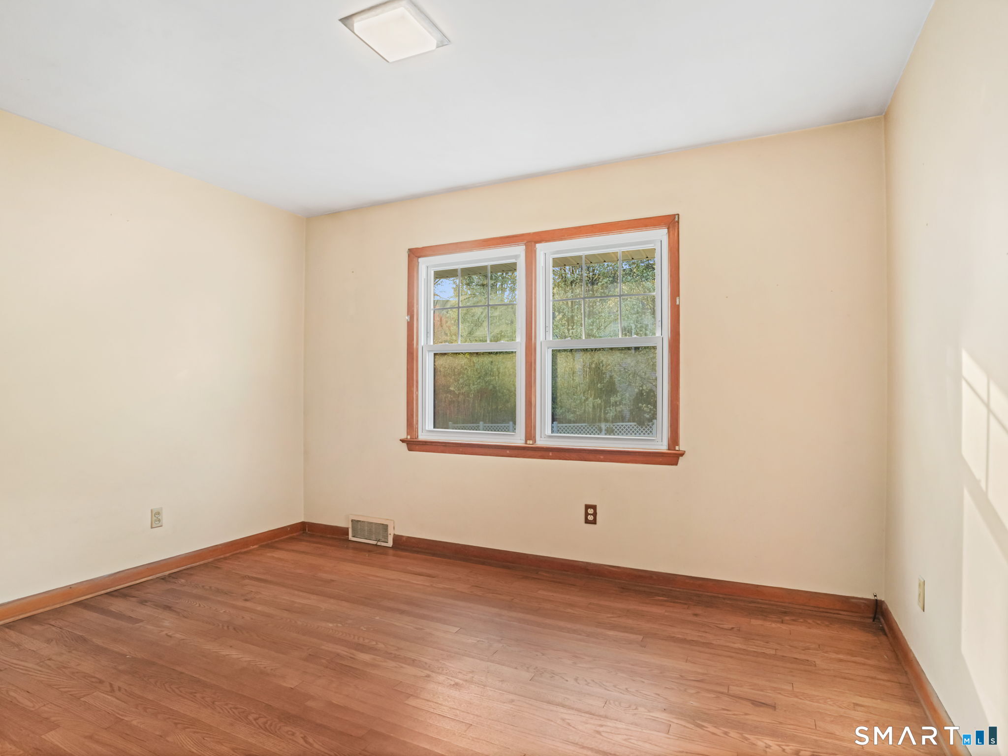 171 Old Point Road Milford, CT 06460 - Photo 21 of 40