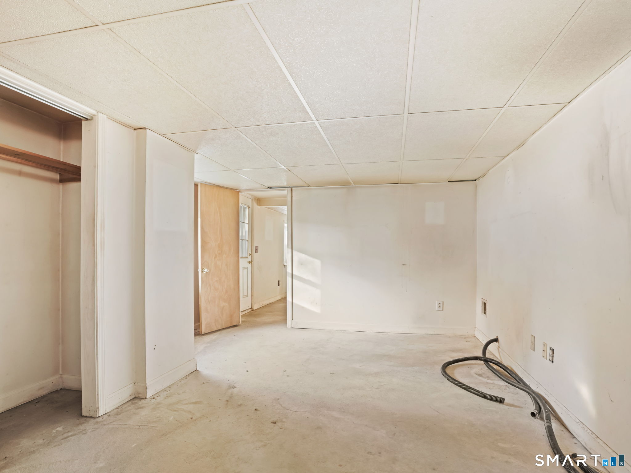 171 Old Point Road Milford, CT 06460 - Photo 31 of 40