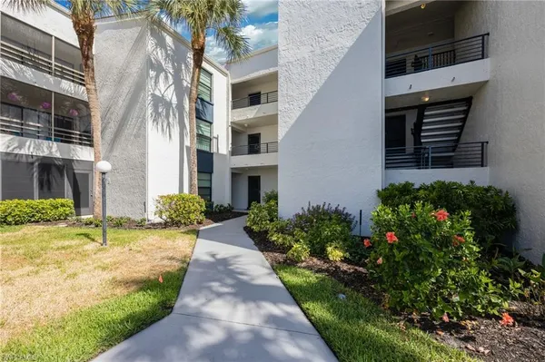 $198,500 | 3605 Boca Ciega Drive, Unit 208, Naples, FL 34112