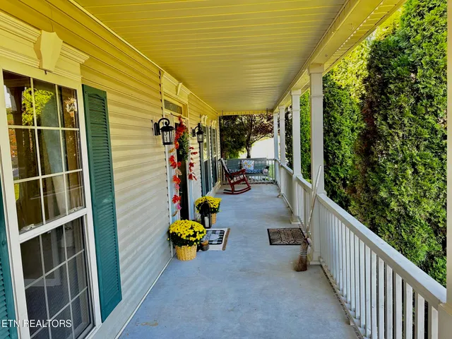 $650,000 | 511 Emerald Avenue, Kodak, TN 37764