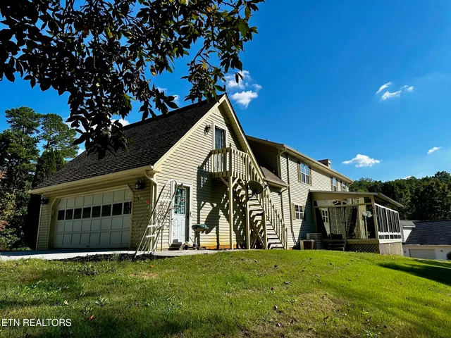 $650,000 | 511 Emerald Avenue, Kodak, TN 37764