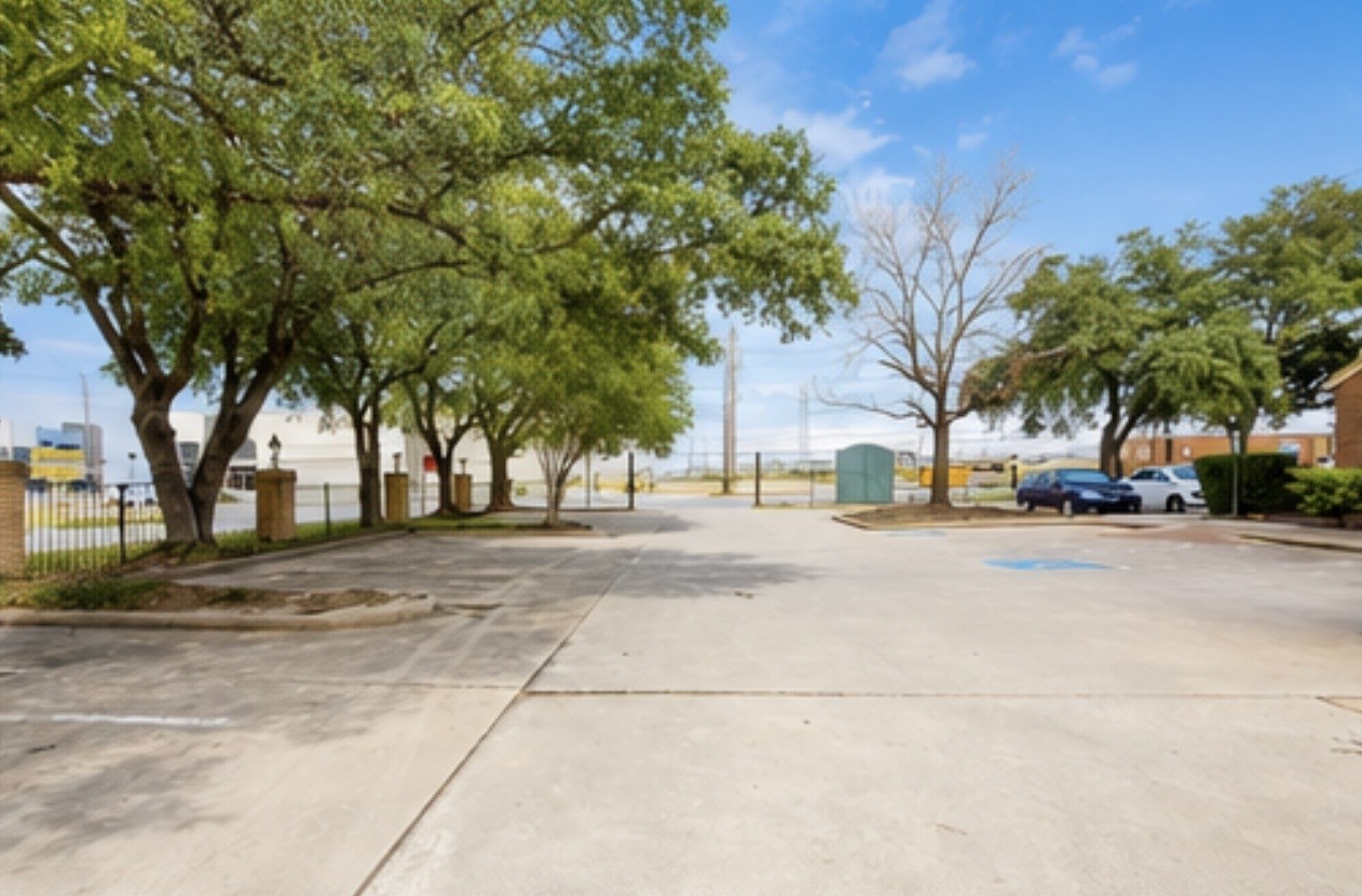 11111 Jones Road West, Unit 3 Houston, TX 77065 - Photo 5 of 7