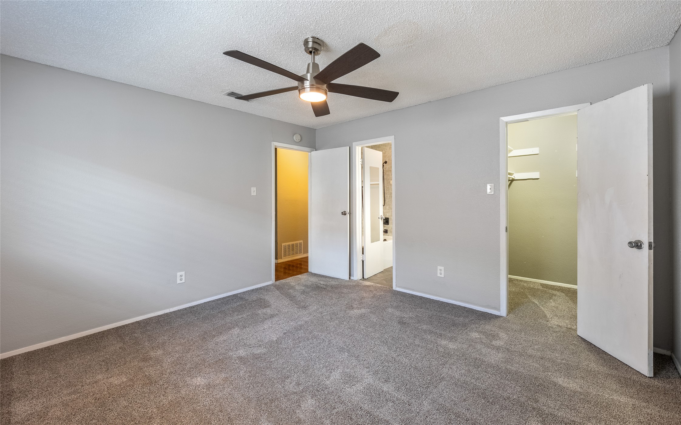 1153 Brookswood Avenue Austin, TX 78721 - Photo 16 of 25