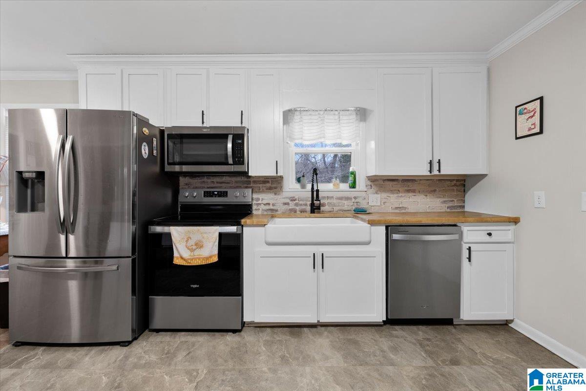 2012 Crawford Street Guntersville, AL 35976 - Photo 22 of 40