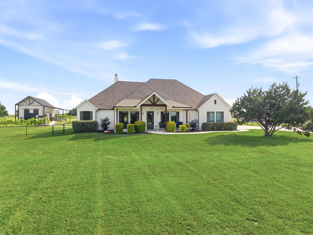 103 Old Decatur Road Decatur, TX 76234 - Photo 3 of 40