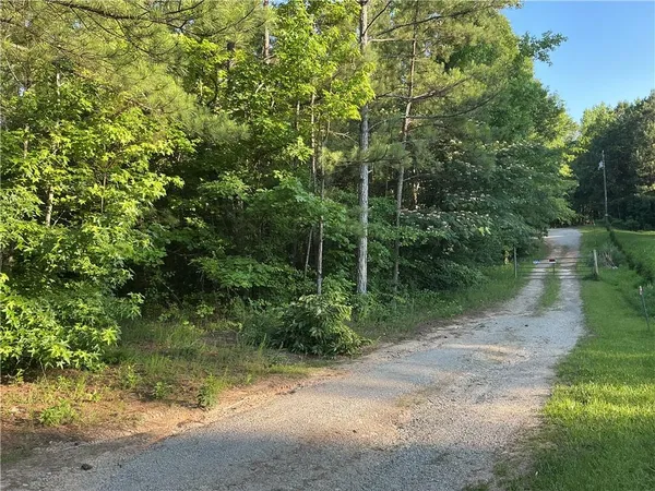 $120,000 | 703 Central High Road, Carrollton, GA 30116