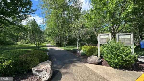 $6,300 | 5231 Winter View Drive, Alexandria, VA 22312