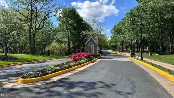 $6,300 | 5231 Winter View Drive, Alexandria, VA 22312