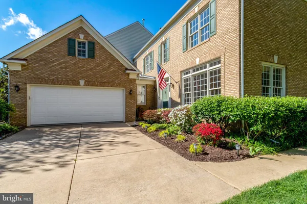 $6,300 | 5231 Winter View Drive, Alexandria, VA 22312