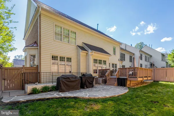 $6,300 | 5231 Winter View Drive, Alexandria, VA 22312