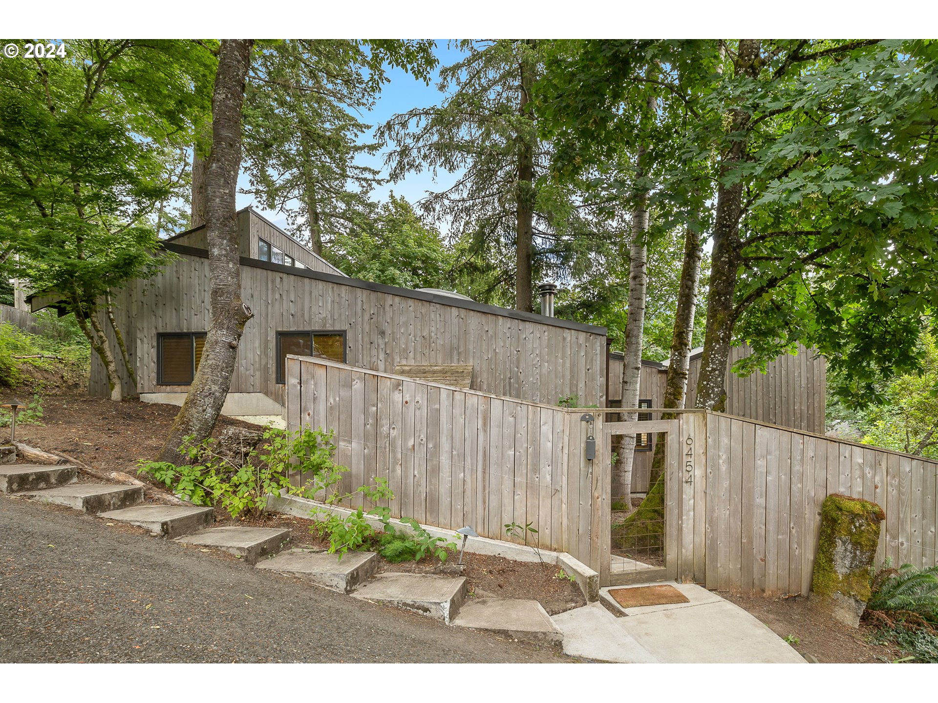 6454 Southwest Barnes Road Portland, OR 97221 - Photo 1 of 35 Gallery Image 1