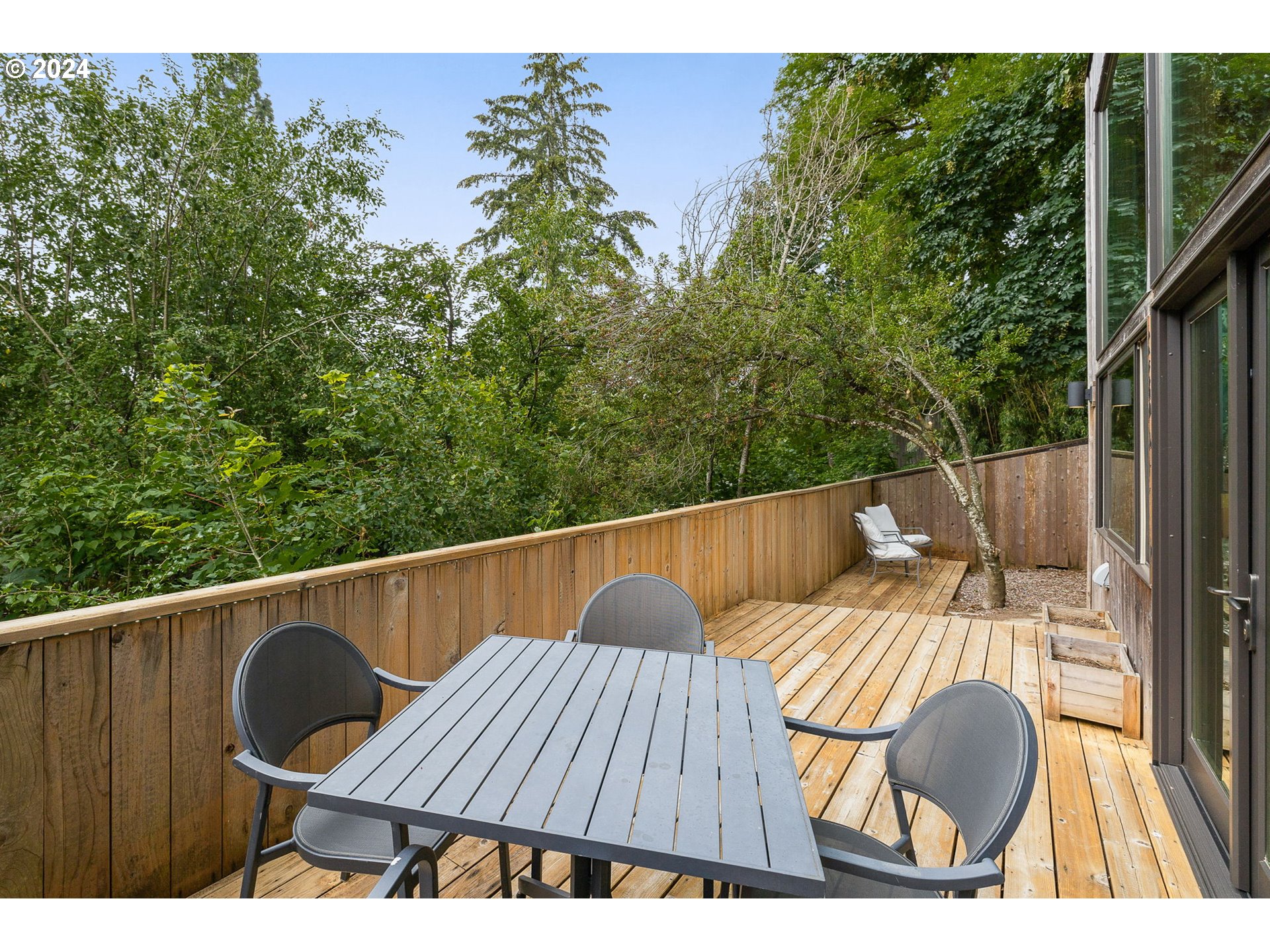 6454 Southwest Barnes Road Portland, OR 97221 - Photo 30 of 35 Gallery Image 30