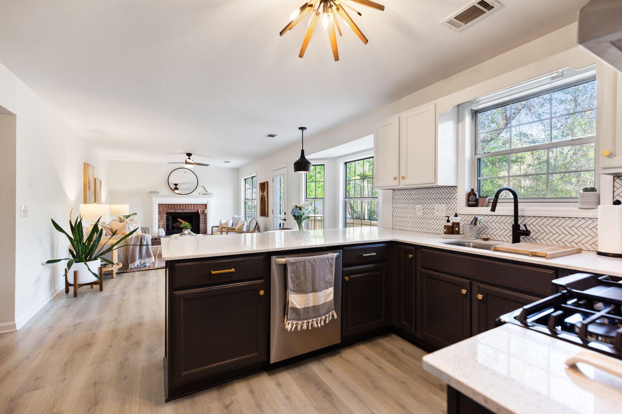 8314 Longridge Road North Charleston, SC 29418 - Photo 16 of 61 Kitchen