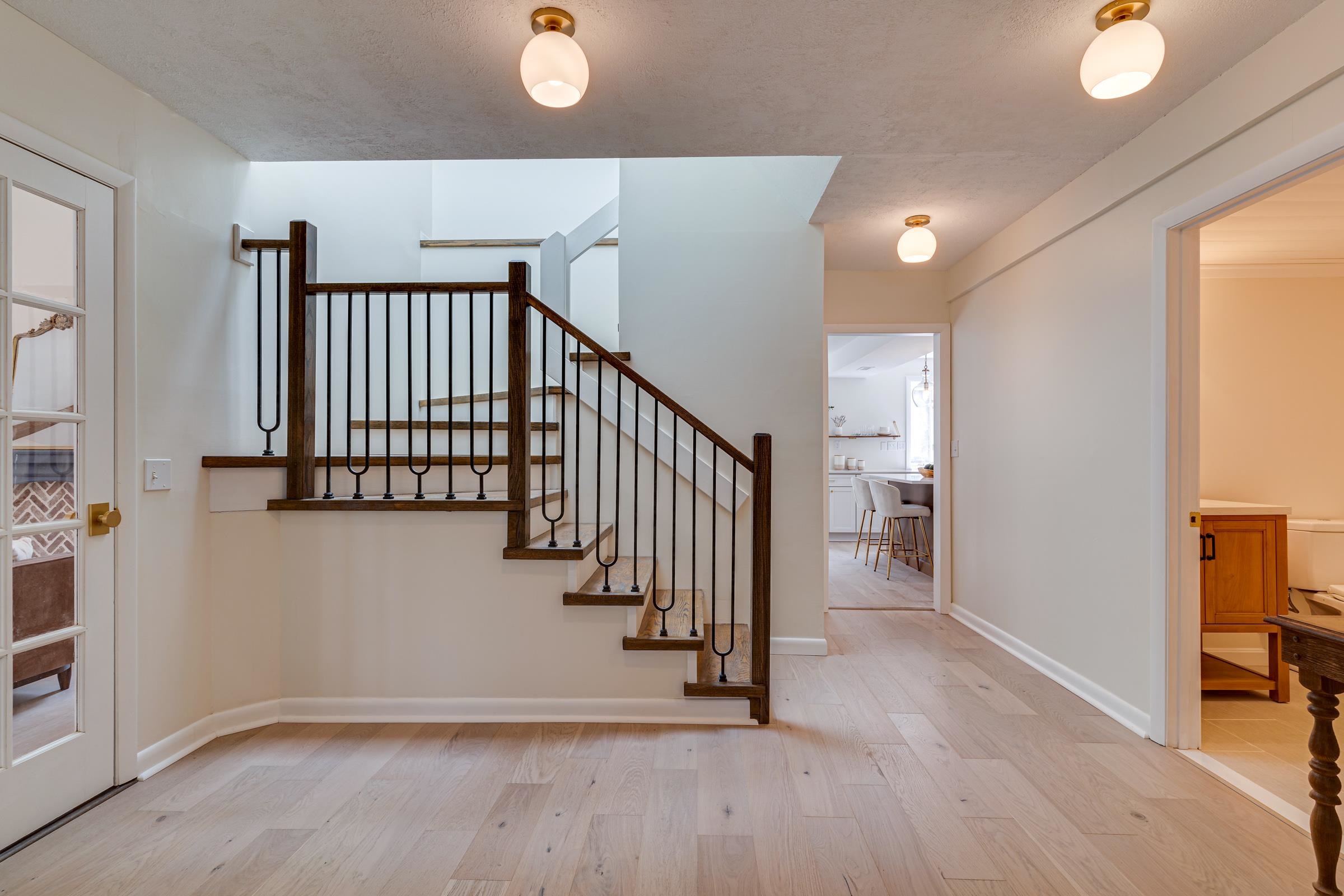 136 Kingston Road Exeter, NH 03833 - Photo 21 of 40