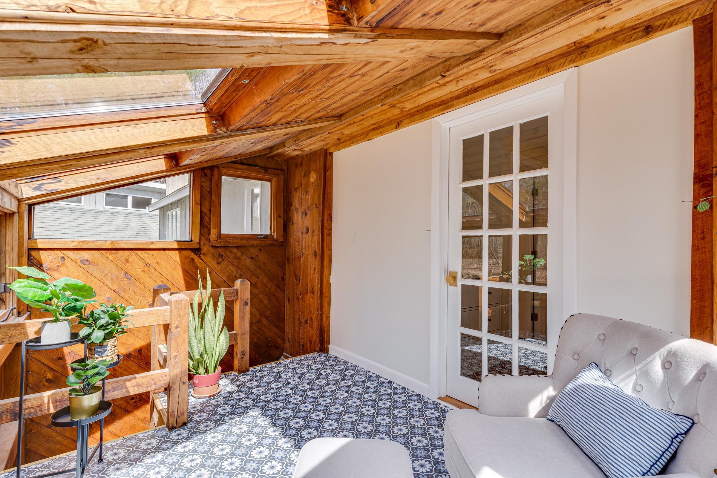 136 Kingston Road Exeter, NH 03833 - Photo 27 of 40