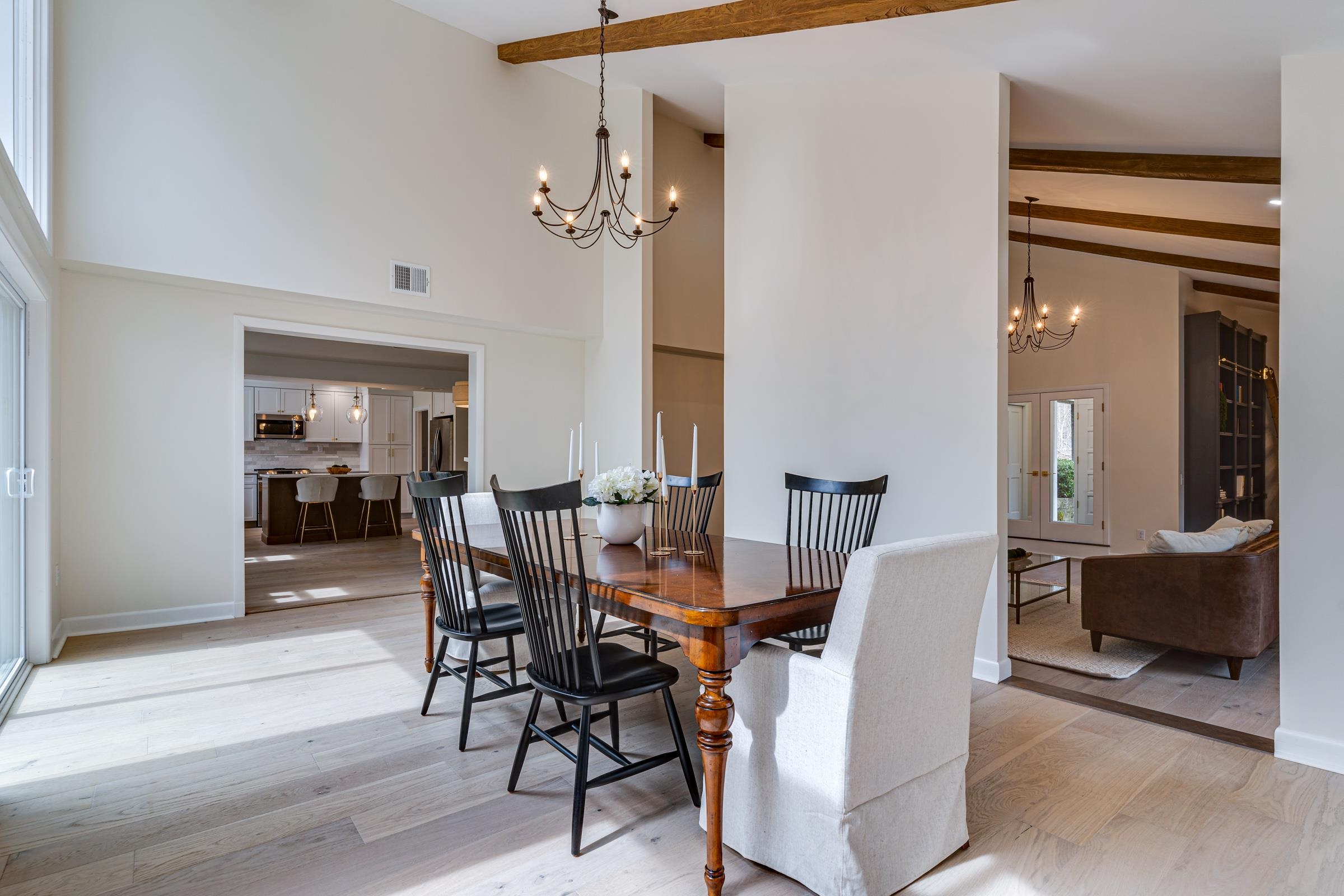 136 Kingston Road Exeter, NH 03833 - Photo 8 of 40