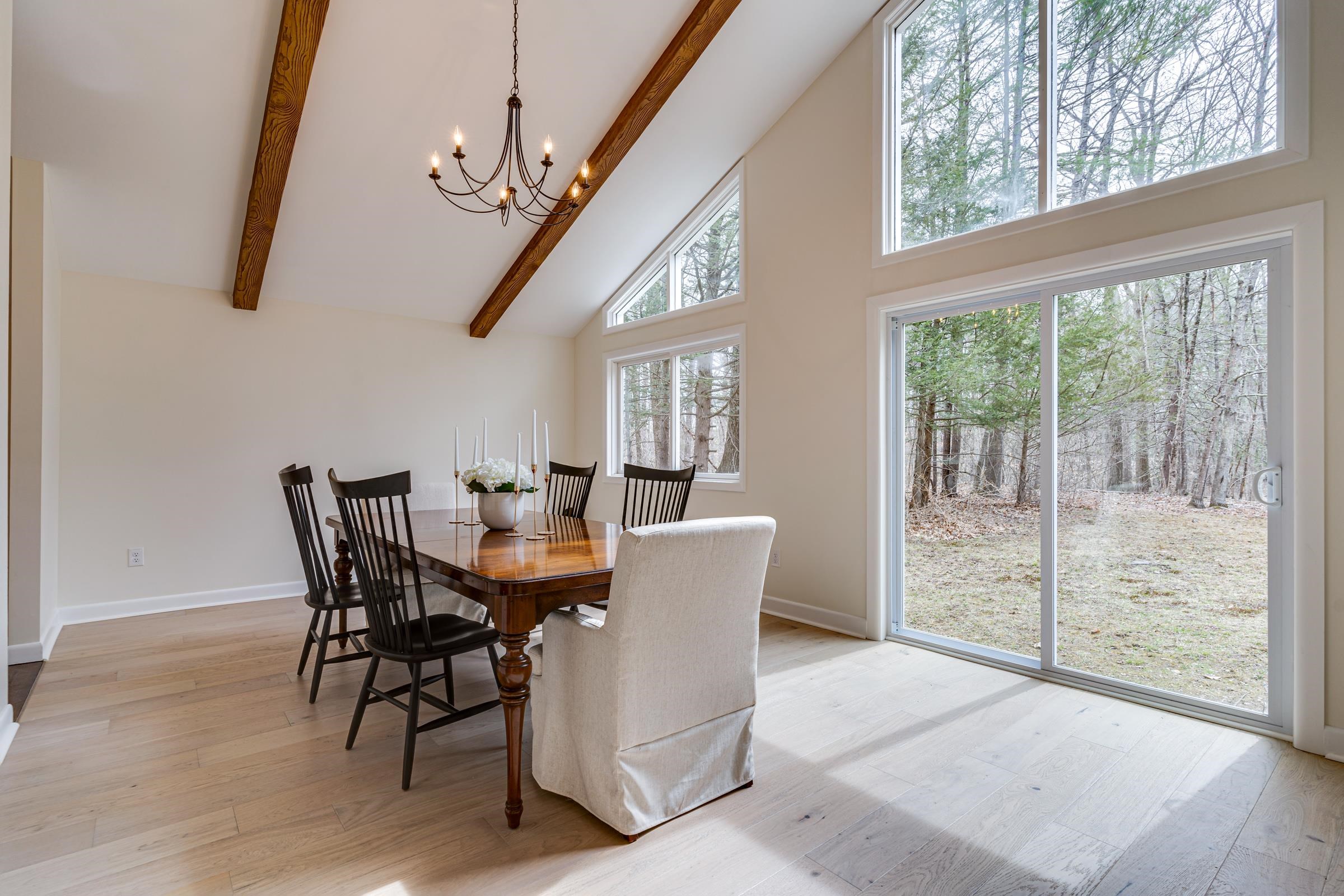 136 Kingston Road Exeter, NH 03833 - Photo 9 of 40