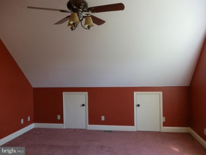 Bedroom (Master)