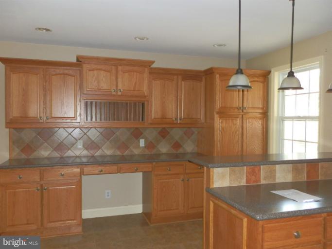 537 Winifred Road Cumberland, MD 21502 - Photo 9 of 30 Kitchen