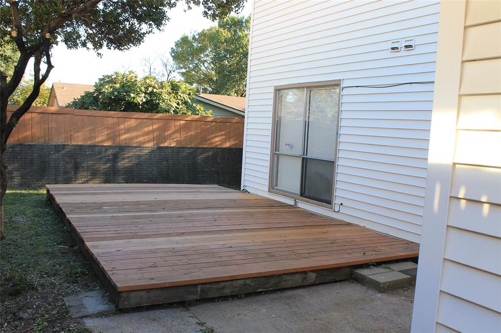 722 Intrepid Drive Garland, TX 75043 - Photo 5 of 19 a view of outdoor space and seating area