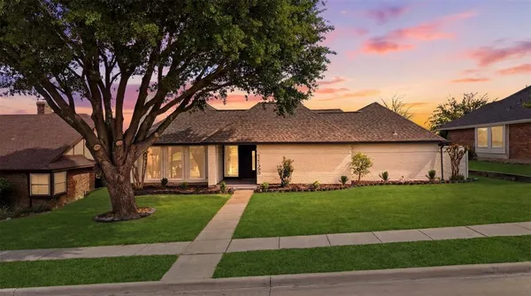 $425,000 | 1126 Stonewall Street, Garland, TX 75043
