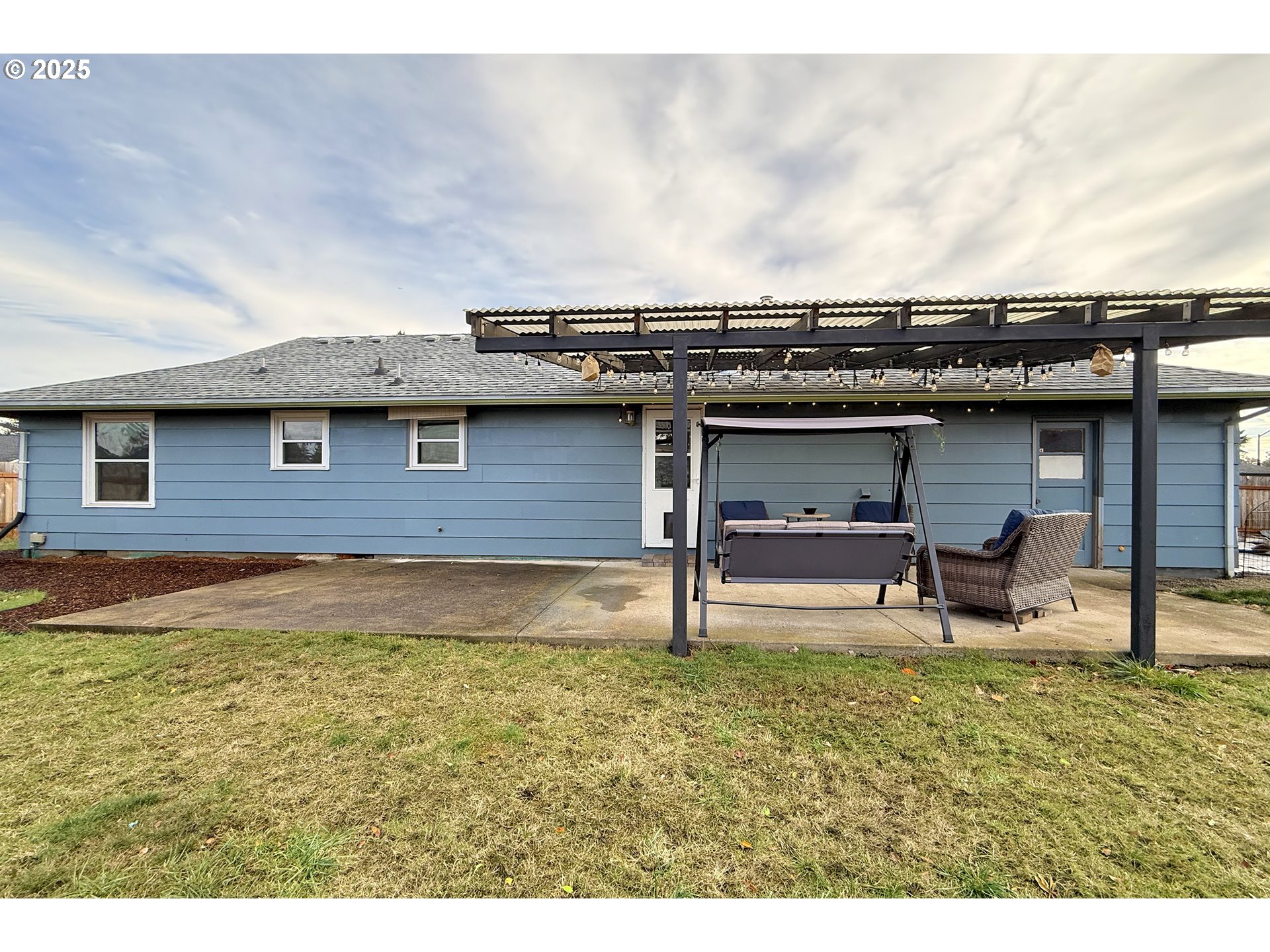 1889 Northeast Beech Avenue Gresham, OR 97030 - Photo 23 of 27 a view of a swimming pool with a yard