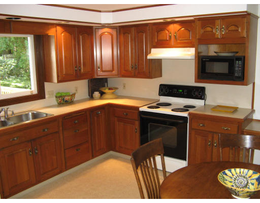 49 Ashmore Road Worcester, MA 01602 - Photo 6 of 17