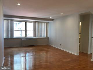 1806 Rittenhouse Square, Unit 809 Philadelphia, PA 19103 - Photo 7 of 19 Living Room