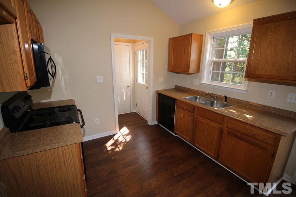 4500 Labrador Drive Raleigh, NC 27616 - Photo 6 of 17