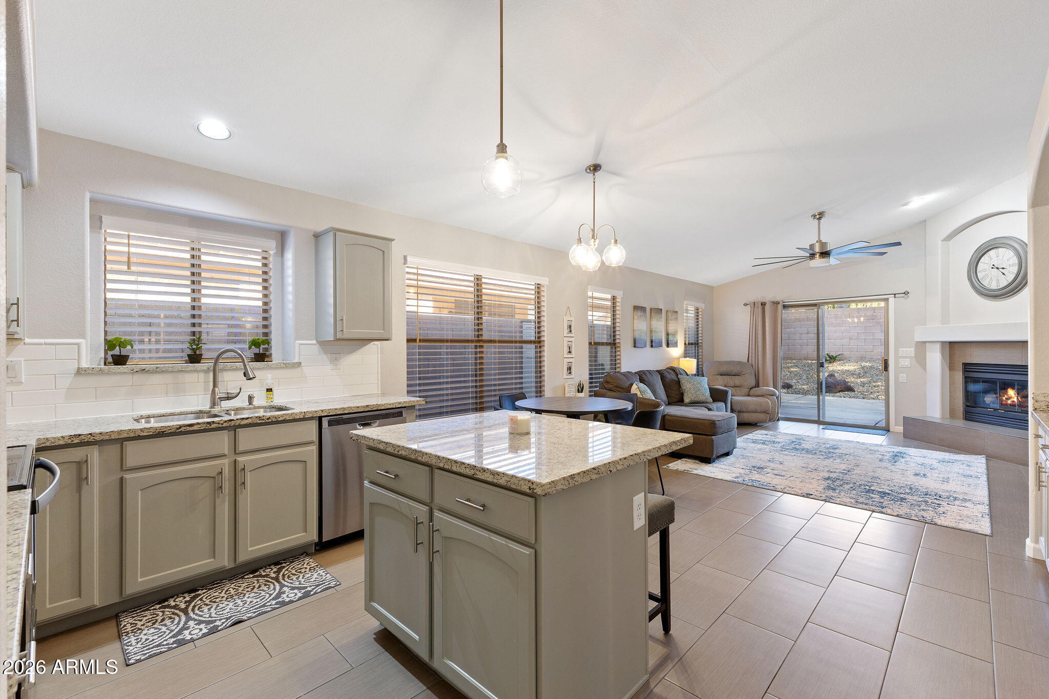 20737 North 37th Way Phoenix, AZ 85050 - Photo 3 of 23 Kitchen