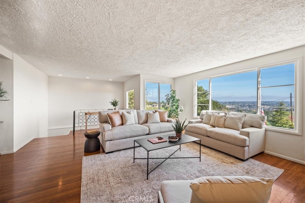 549 Derby Lane Paso Robles, CA 93446 - Photo 6 of 64 a living room with furniture and a large window