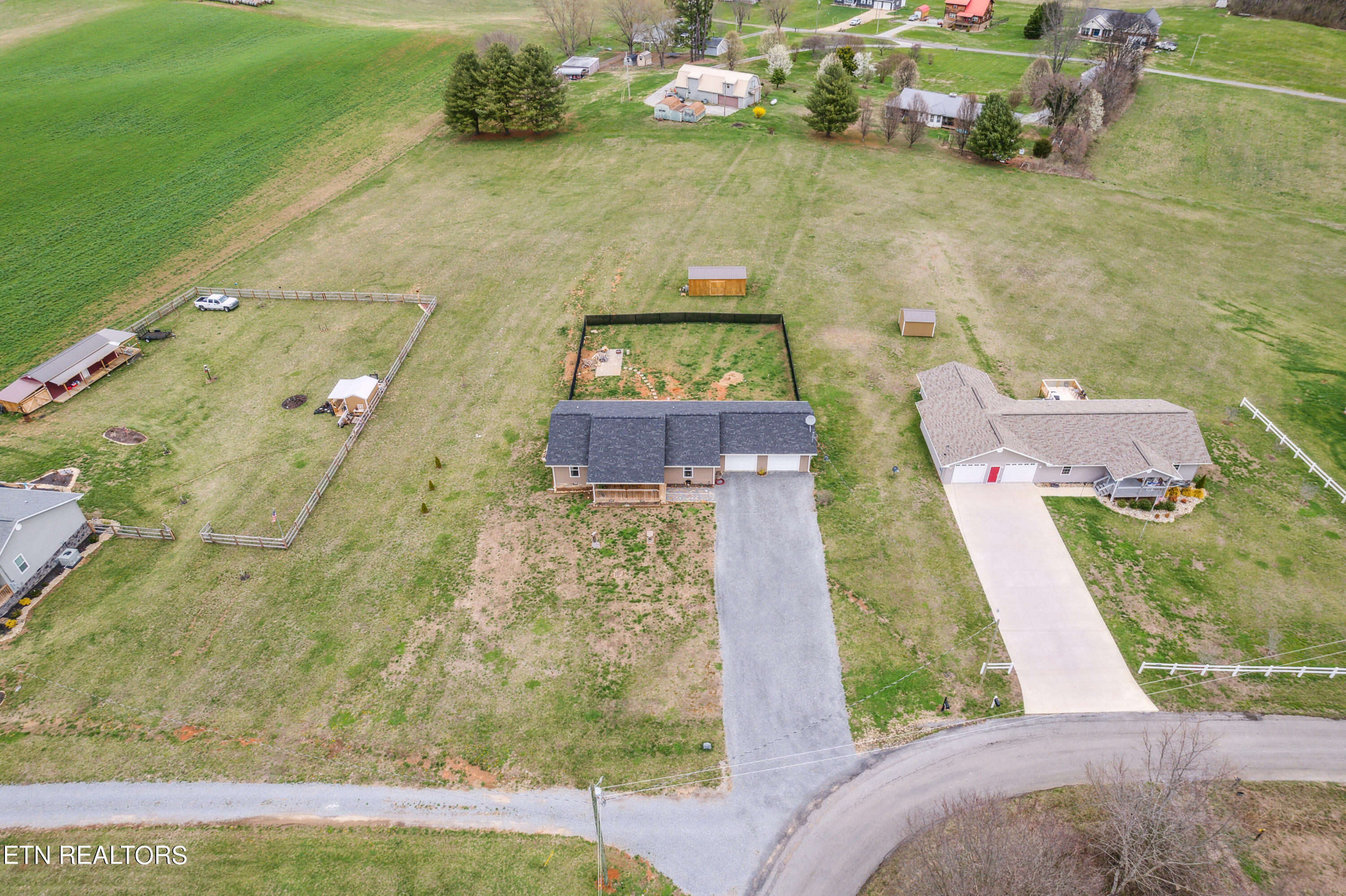 1163 Camellia Road Newport, TN 37821 - Photo 3 of 33 08-DJI_0006
