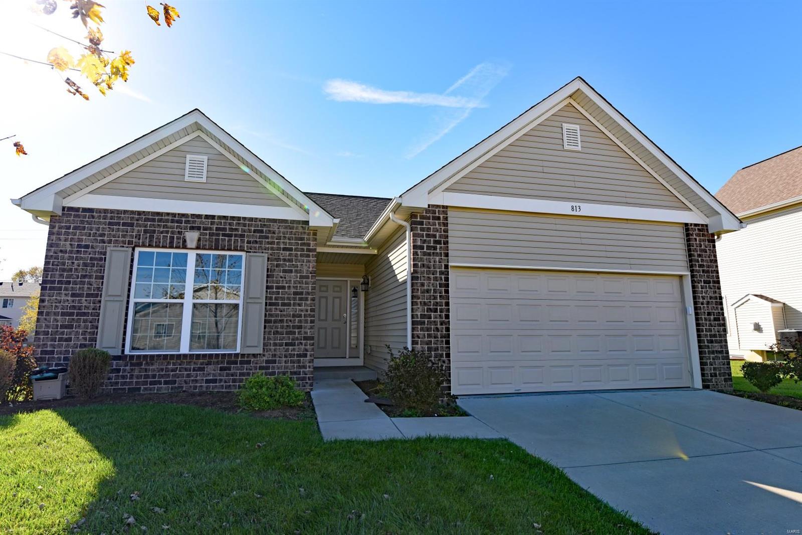 813 Bluff Ridge Lane Shiloh, IL 62221 - Photo 1 of 14 Gallery Image 1