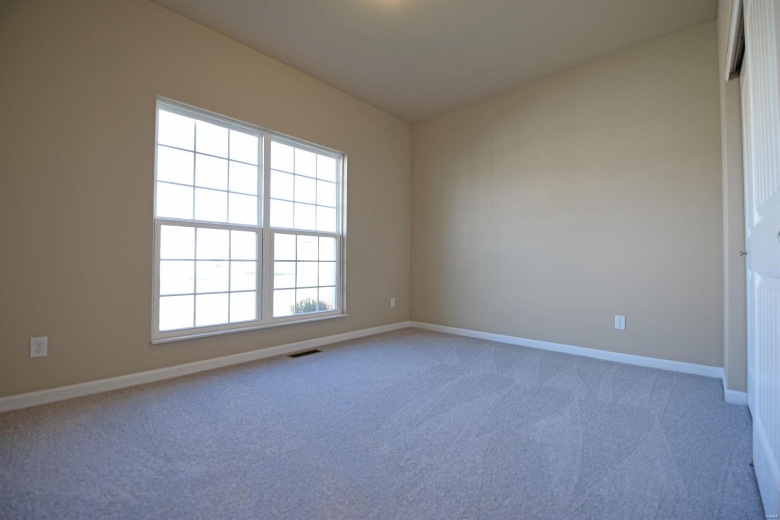 813 Bluff Ridge Lane Shiloh, IL 62221 - Photo 11 of 14 Gallery Image 11