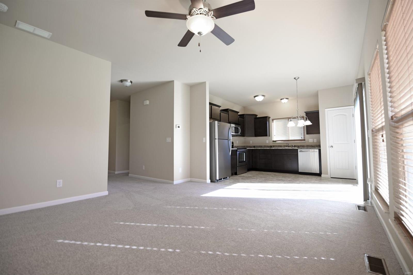 813 Bluff Ridge Lane Shiloh, IL 62221 - Photo 8 of 14 Gallery Image 8