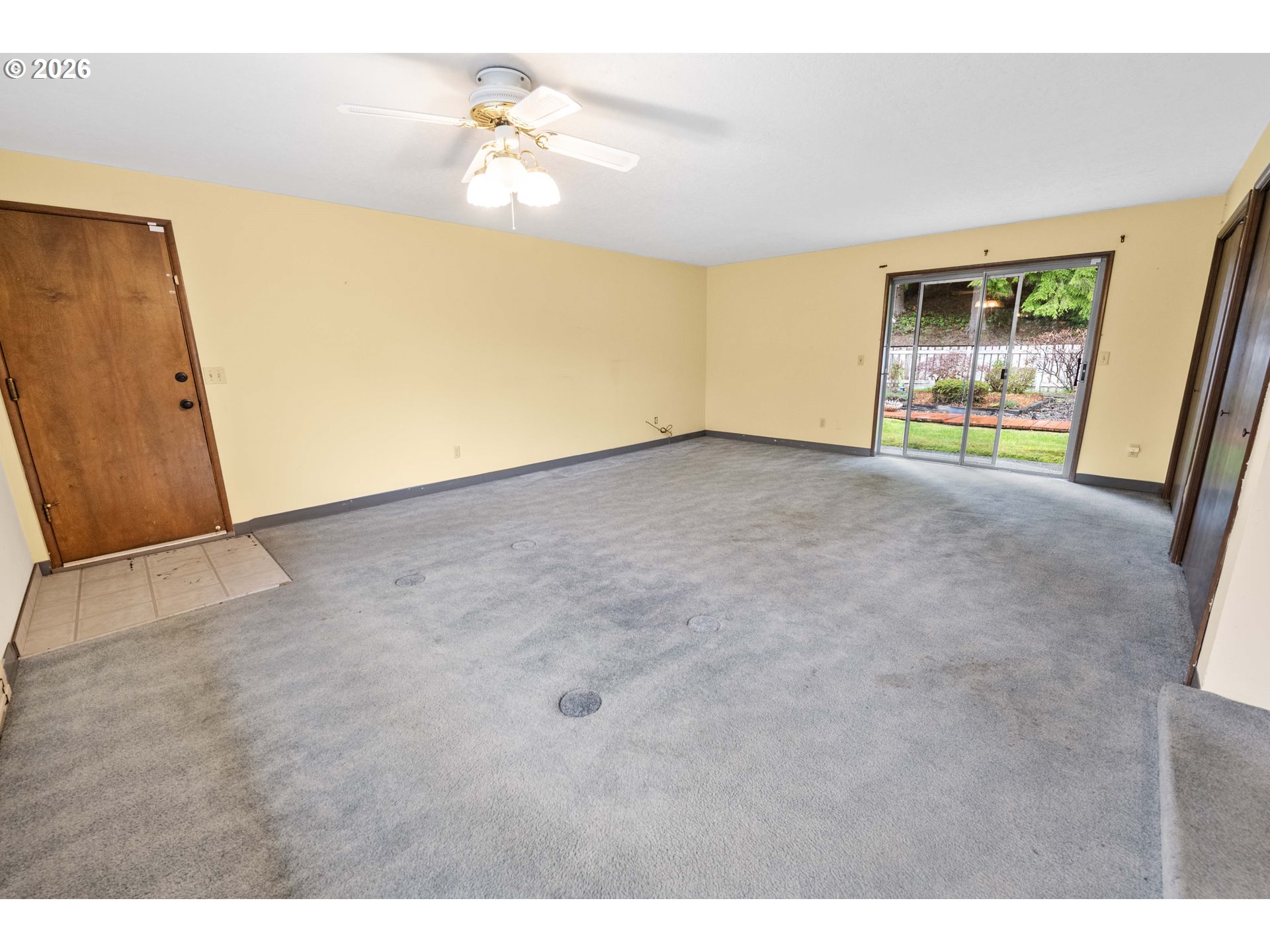 92680 Kumpula Road Astoria, OR 97103 - Photo 25 of 34 Family Room