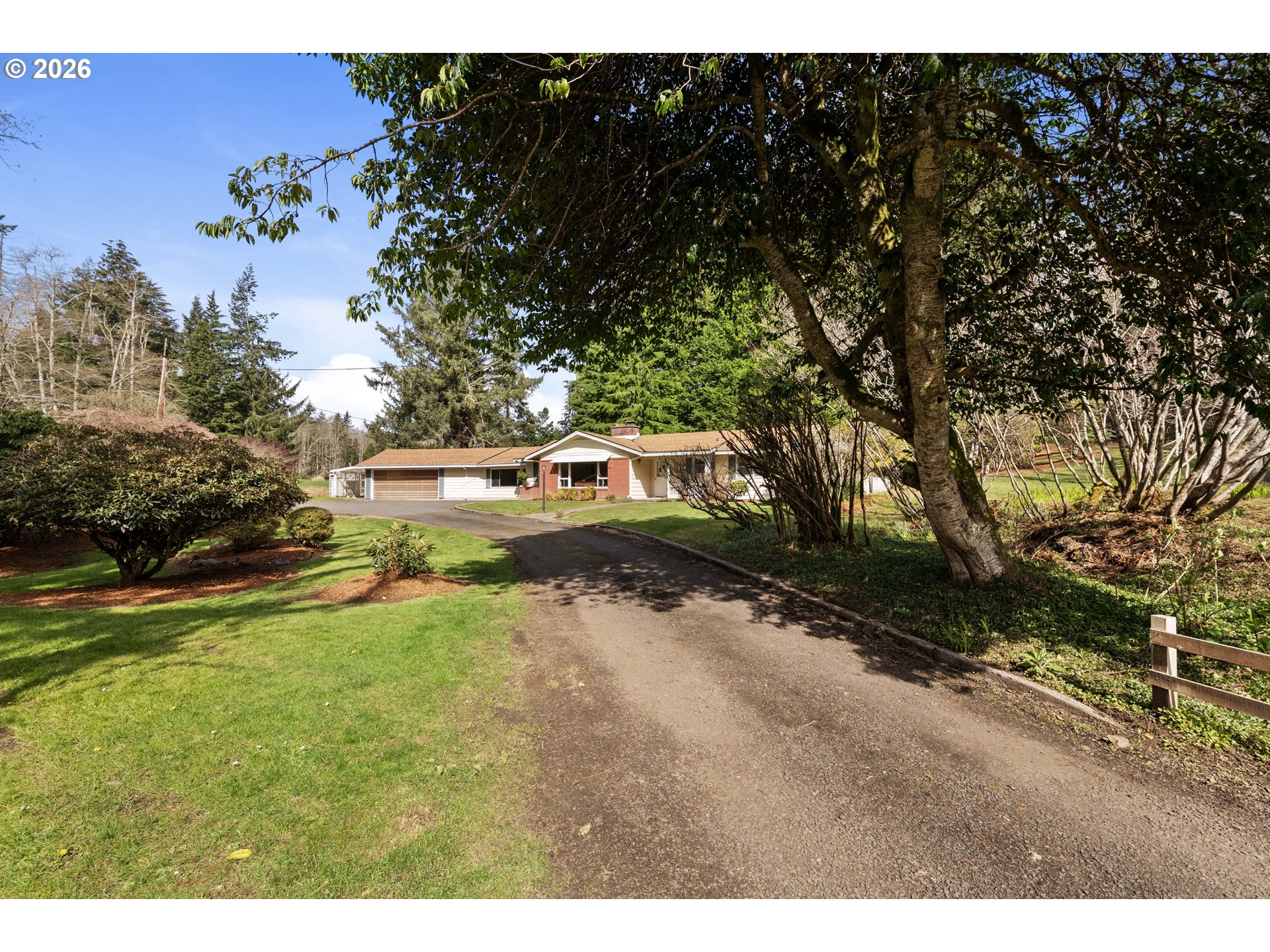 92680 Kumpula Road Astoria, OR 97103 - Photo 27 of 34 Driveway