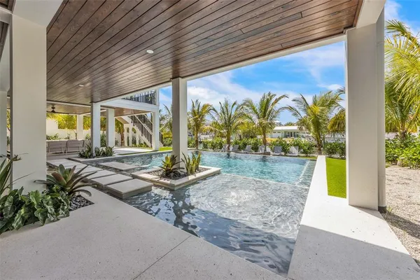$6,495,000 | 224 Chilson Avenue, Anna Maria, FL 34216