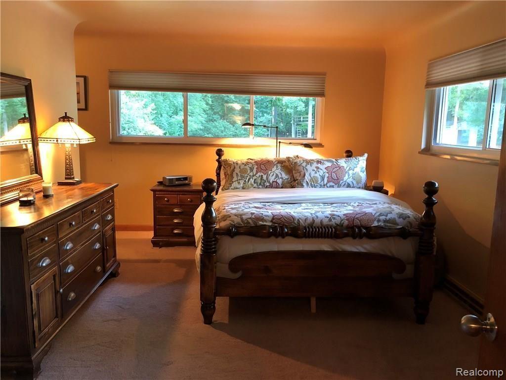 8500 Ferry Road Grosse Ile, MI 48138 - Photo 21 of 38 IMG_0462.jpg