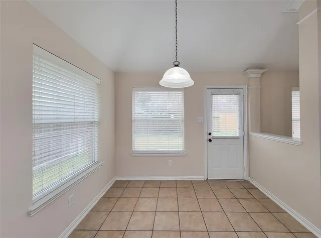 $2,400 | 6806 Haley Court, Pearland, TX 77584