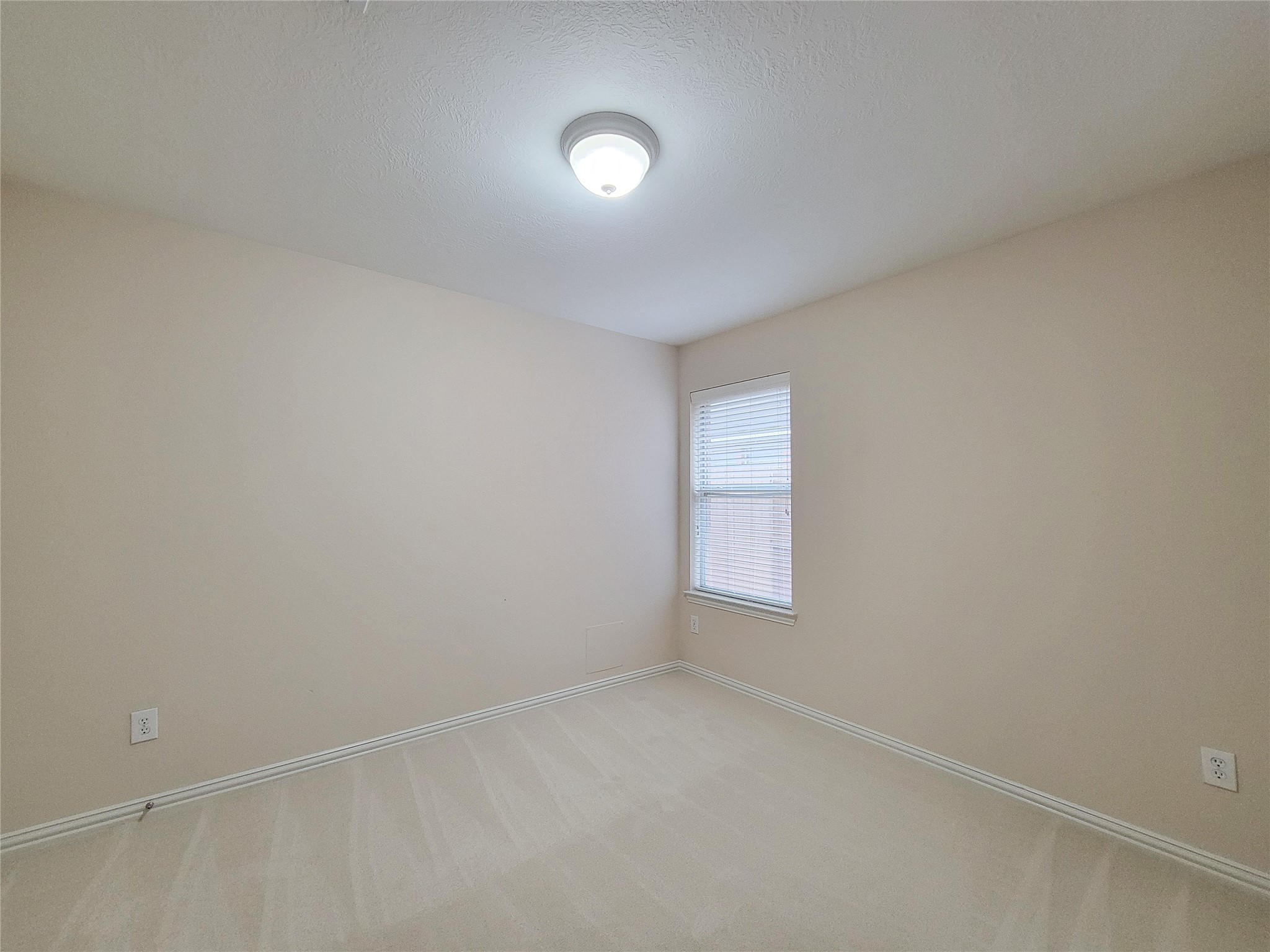 6806 Haley Court Pearland, TX 77584 - Photo 32 of 38 a view of empty room