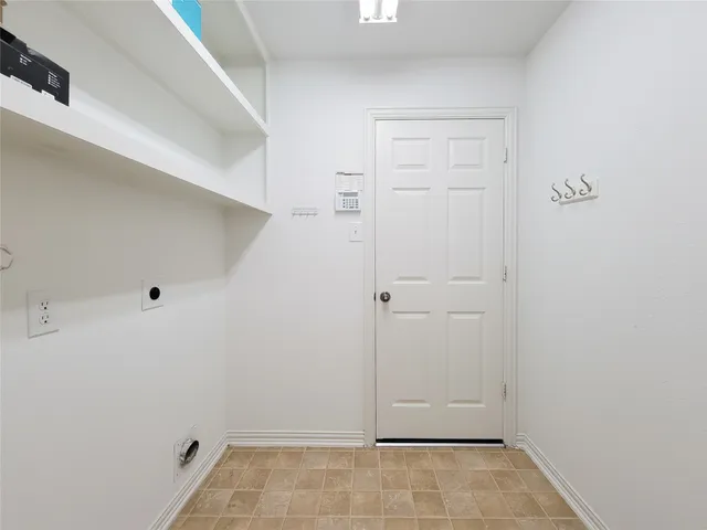 $2,400 | 6806 Haley Court, Pearland, TX 77584