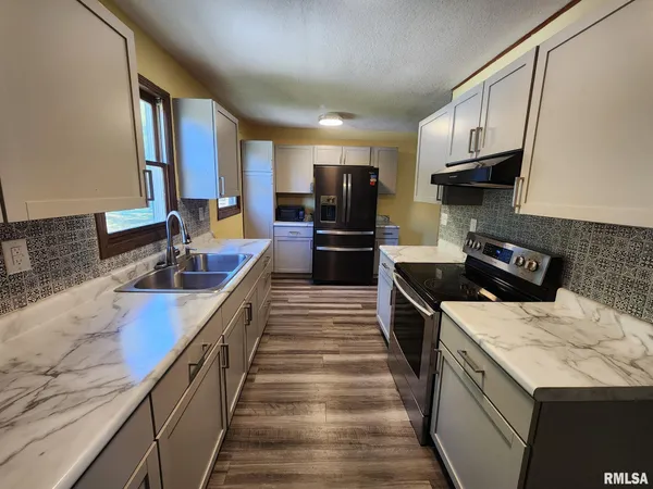 $163,000 | 593 Virginia Street, Hannibal, MO 63401