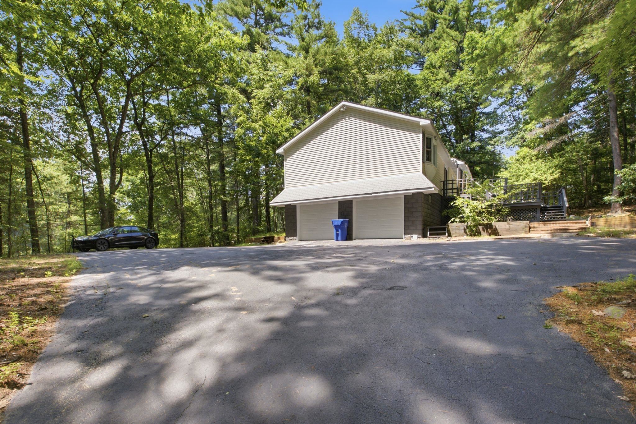37 Hall Road Londonderry, NH 03053 - Photo 19 of 20