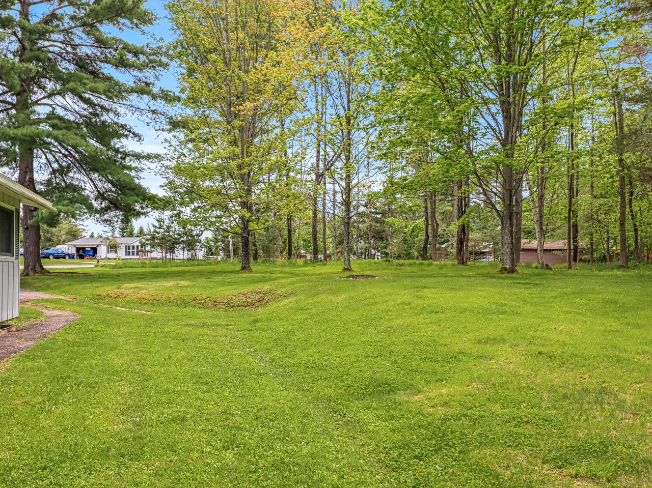 620 Bond Street Eagle River, WI 54521 - Photo 9 of 46 Gallery Image 9