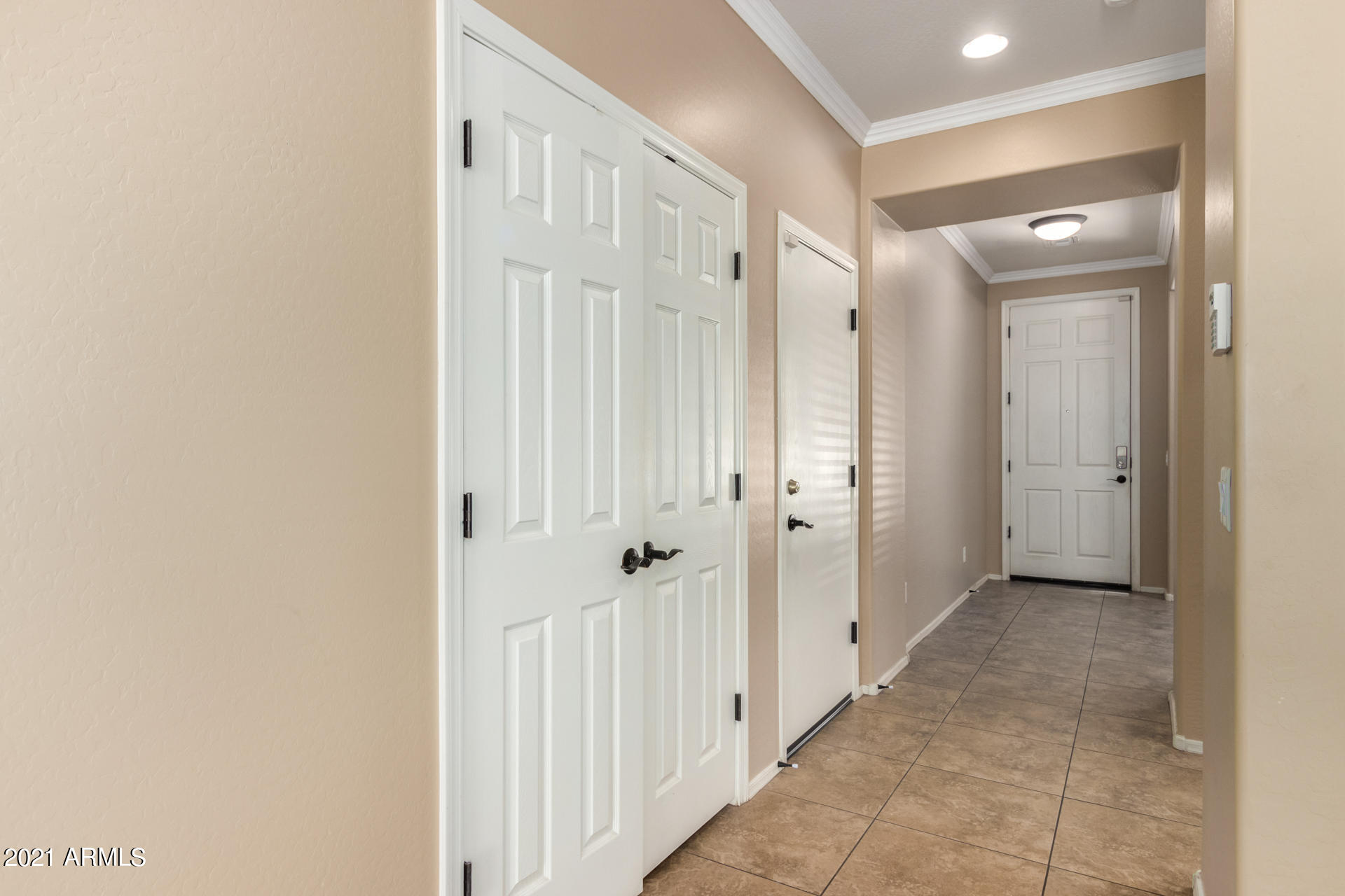 2565 West Gaby Road Phoenix, AZ 85041 - Photo 14 of 25 0014-Gaby-14
