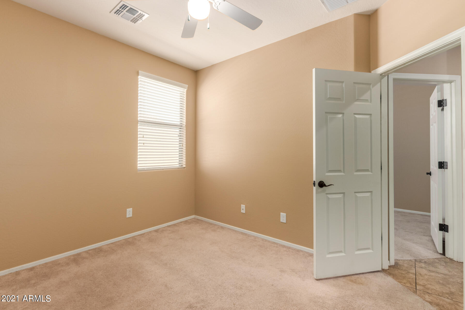 2565 West Gaby Road Phoenix, AZ 85041 - Photo 16 of 25 0016-Gaby-16