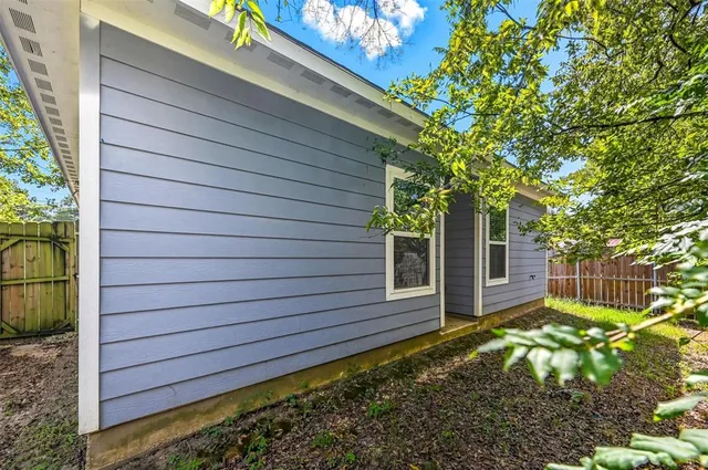 $1,425 | 1714 Oneal Street, Greenville, TX 75401