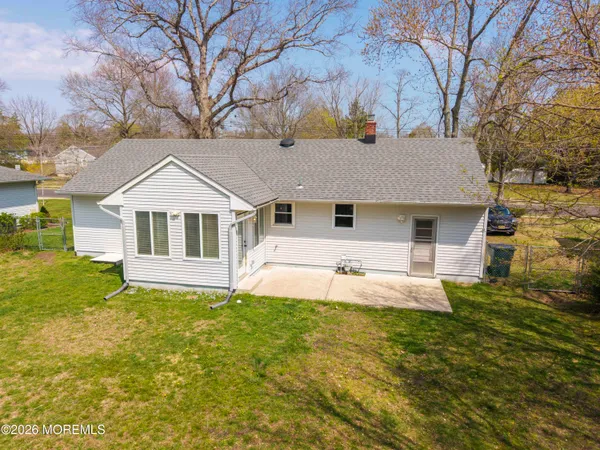 $429,900 | 834 Brookside Drive, Toms River, NJ 08753